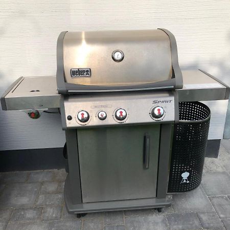 Vila Haushalfte Mit Garten, Kamin, Grill & Whirlpool Nahe Ber Berlín Exteriér fotografie