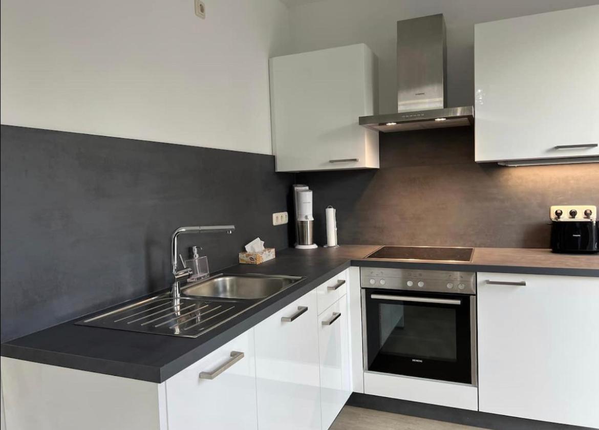 Vila Haushalfte Mit Garten, Kamin, Grill & Whirlpool Nahe Ber Berlín Exteriér fotografie