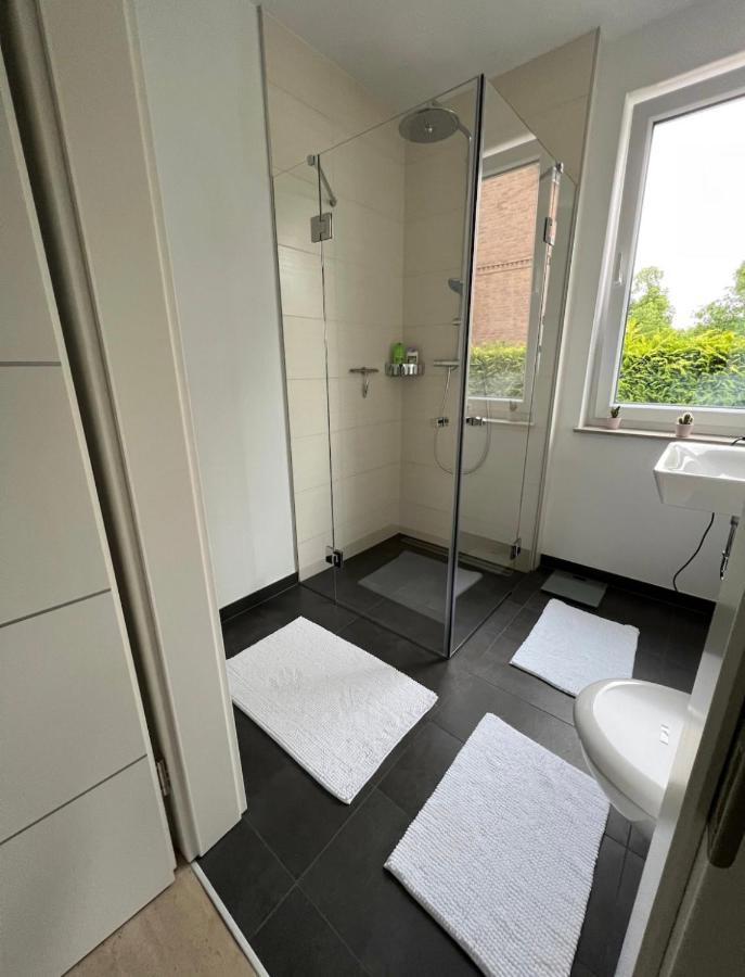 Vila Haushalfte Mit Garten, Kamin, Grill & Whirlpool Nahe Ber Berlín Exteriér fotografie