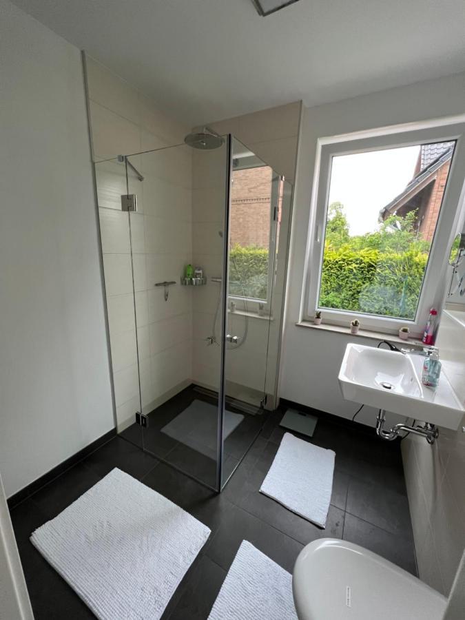 Vila Haushalfte Mit Garten, Kamin, Grill & Whirlpool Nahe Ber Berlín Exteriér fotografie